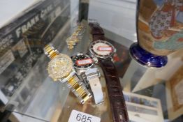 Three mens fashion watches and one ladies (4)