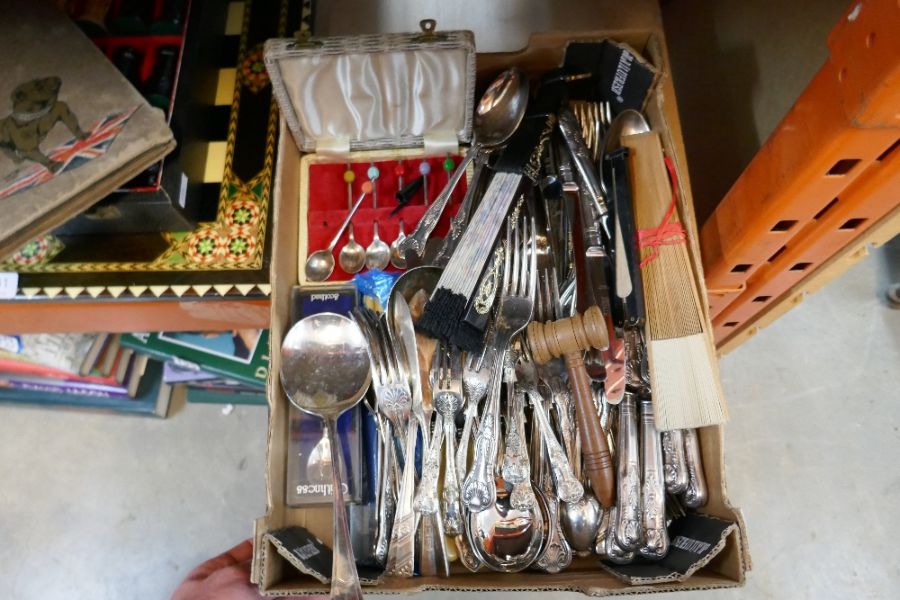 A box of silver plated cutlery and book cigarette cards - Image 3 of 3