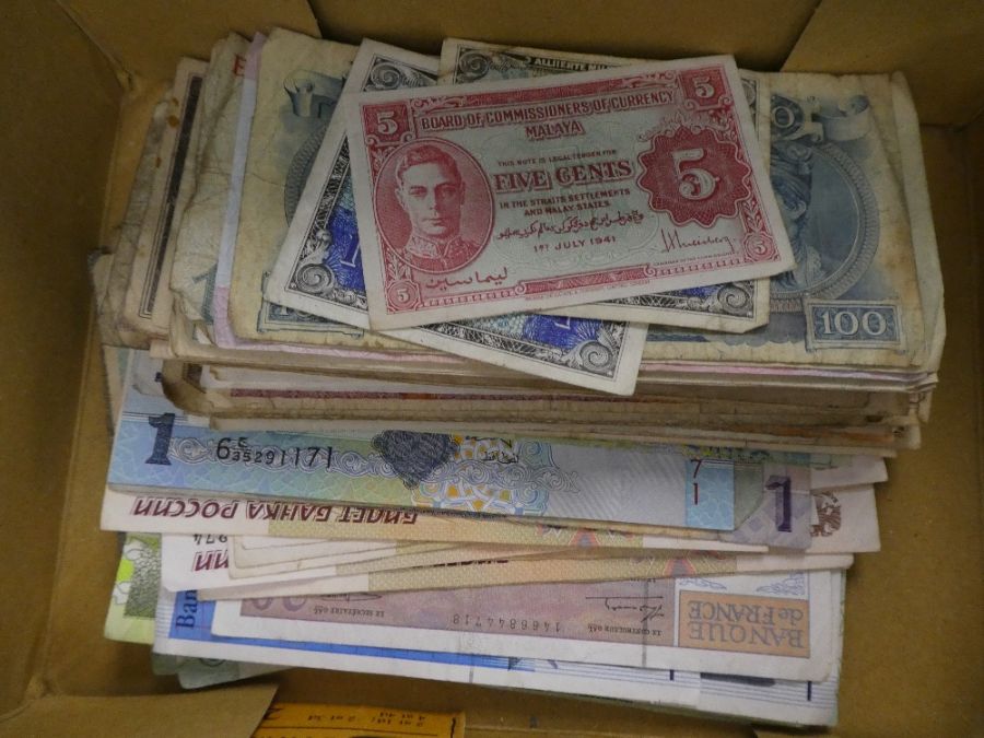 A quantity of old bank notes, mainly Worldwide - Image 2 of 2