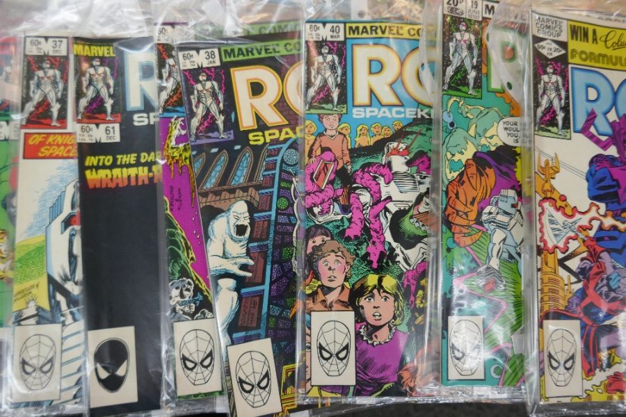A box of vintage Marvel comics including Spiderman, Daredevil etc - Image 11 of 15