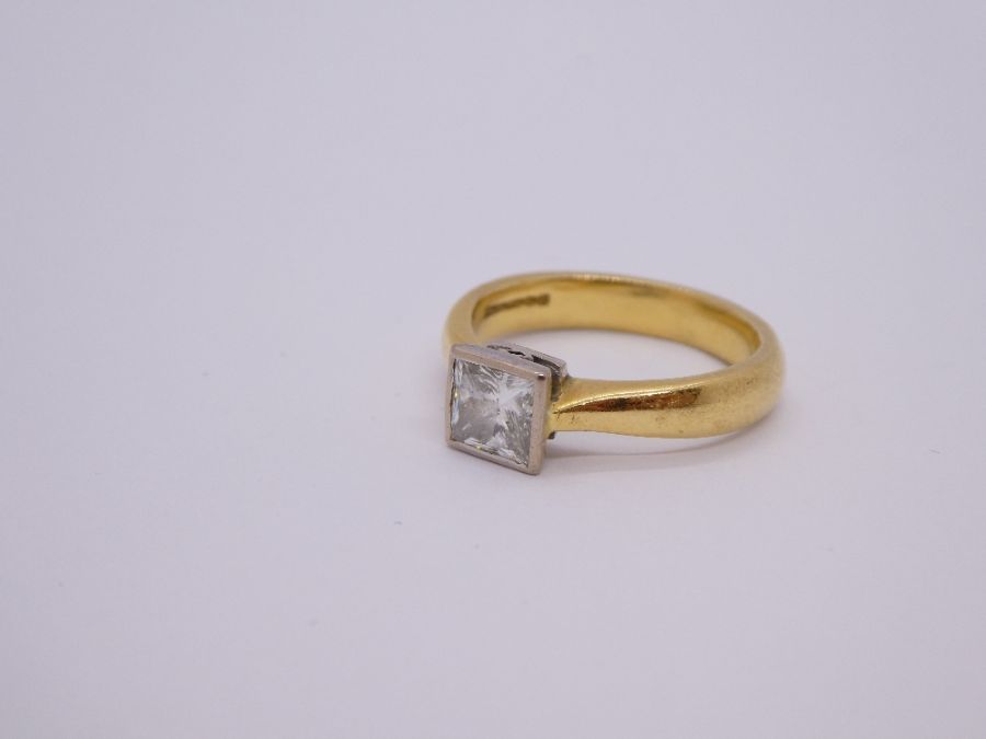 18ct yellow gold Princess cut solitaire diamond ring, approx 0.95 carat, marked 750, 4.9g approx - Image 6 of 6