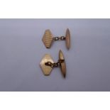 9ct Rose gold cufflinks, marked 375, with engine machined decoration, marked 375, approx 5.5g