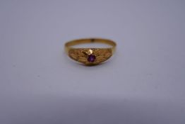 High carat yellow gold ring with single ruby, Size S, marked LJ, 1.7g approx