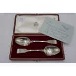 A cased set of Georgian silver dessert spoons hallmarked London 1814 William Eley and William Fearn,