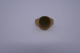 9ct yellow gold signet ring with oval panel, plain, marked 375, 3.8g approx, Size M