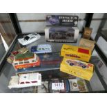 Mixed die-cast vehicles, including James Bond DB5 and Lotus Espirit