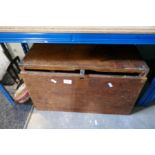 A carpenter's tool chest having 5 graduated drawers