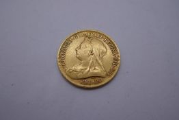 Victorian 22ct gold half sovereign, dated 1893. Old head and George and the Dragon