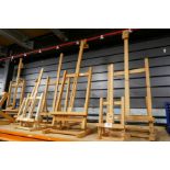A quantity of modern table top Easels by Reeves, Winsor & Newton and others (8)