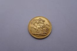 22ct yellow gold Full Sovereign, George V and George and the Dragon