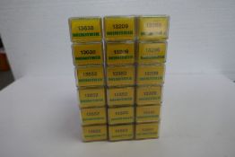 'N' gauge; eighteen various condition Minitrix (appear mint and unused condition)