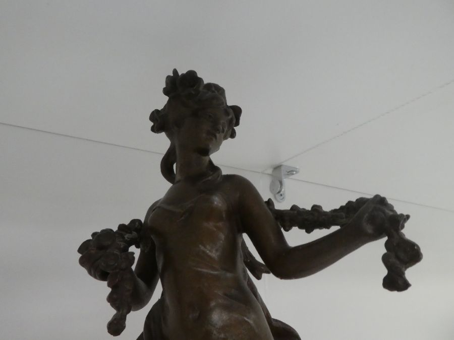 An antique French marble clock having spelter figure of lady above two cherubs, 62cm - Image 3 of 5