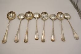 A quantity of eight silver Edwardian spoons hallmarked Sheffield 1904 Martin Hall and Co., 19.40 ozt