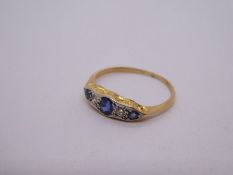 Antique 18ct yellow gold dress ring with sapphires and diamonds mounted in platinum, on floral decor