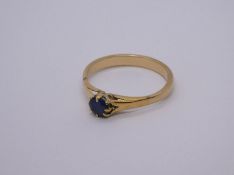 Yellow gold, unmarked solitaire sapphire ring, size Q/R, approx 2.7g, possibly 18ct