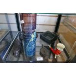 A mixed lot to incl. a large cylindrical Mdina vase