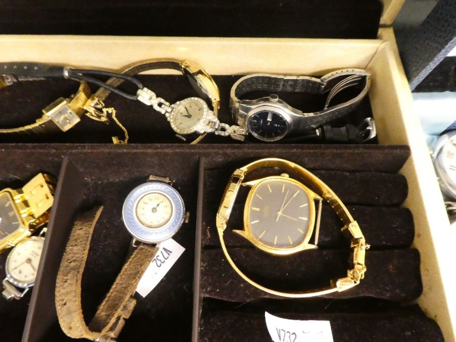 Jewellery box containing vintage and modern ladies and gents wristwatches including a silver and ena - Image 3 of 3