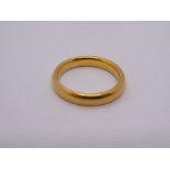 22ct yellow gold wedding band, marked 22, size M, 5.8g approx