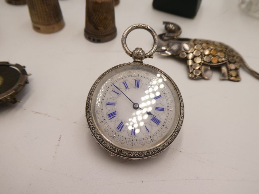 A pretty, silver pocket watch heavily decorated in engraved path. Nice face with blue Roman numerals - Bild 2 aus 9