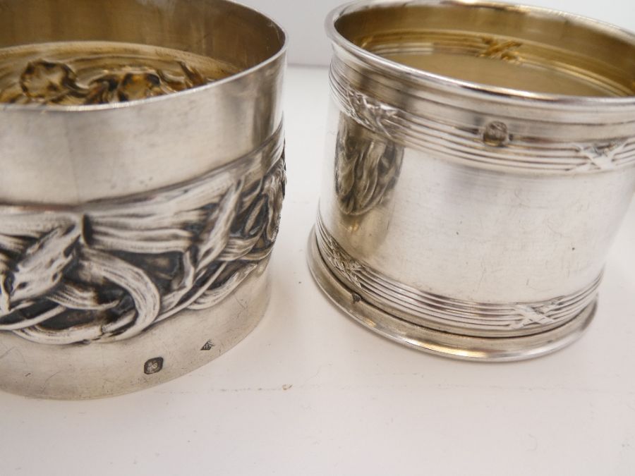 Two Austria-Hungary silver napkin rings, and a pair of possibly Indian silver perfume bottles, Calcu - Bild 5 aus 5