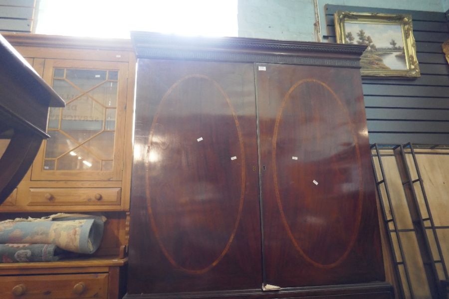 An antique mahogany wardrobe converted from a linen press - Bild 3 aus 8