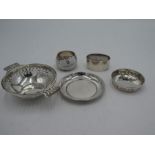 A quantity of silver items to include a heavy cased napkin ring Sheffield 1995 Francis Howard Ltd.,