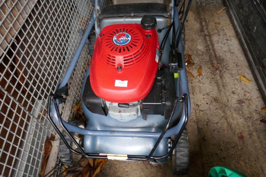 A HONDA 4.5hp petrol lawn mower