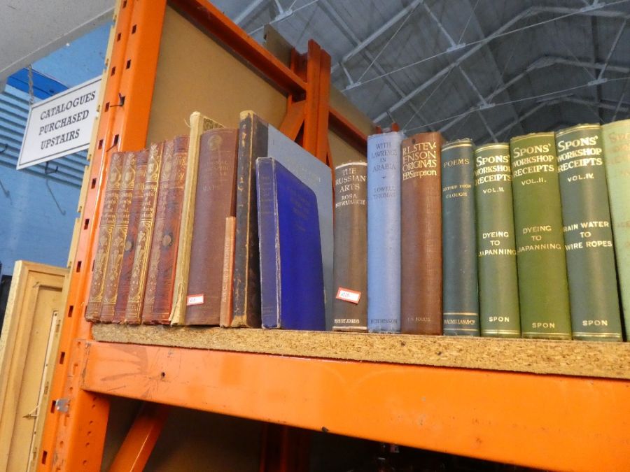 A shelf of various hardback books and folios on various subjects incl. Art - Image 4 of 4