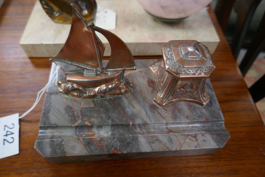 A French Art Deco ink stand decorated ship and one other Deco table lamp decorated Swan on marble ba - Image 5 of 6