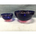 Annette Krahner, a graduated pair of Swedish art glass bowls, both signed - 10in & 6.5in. (2)