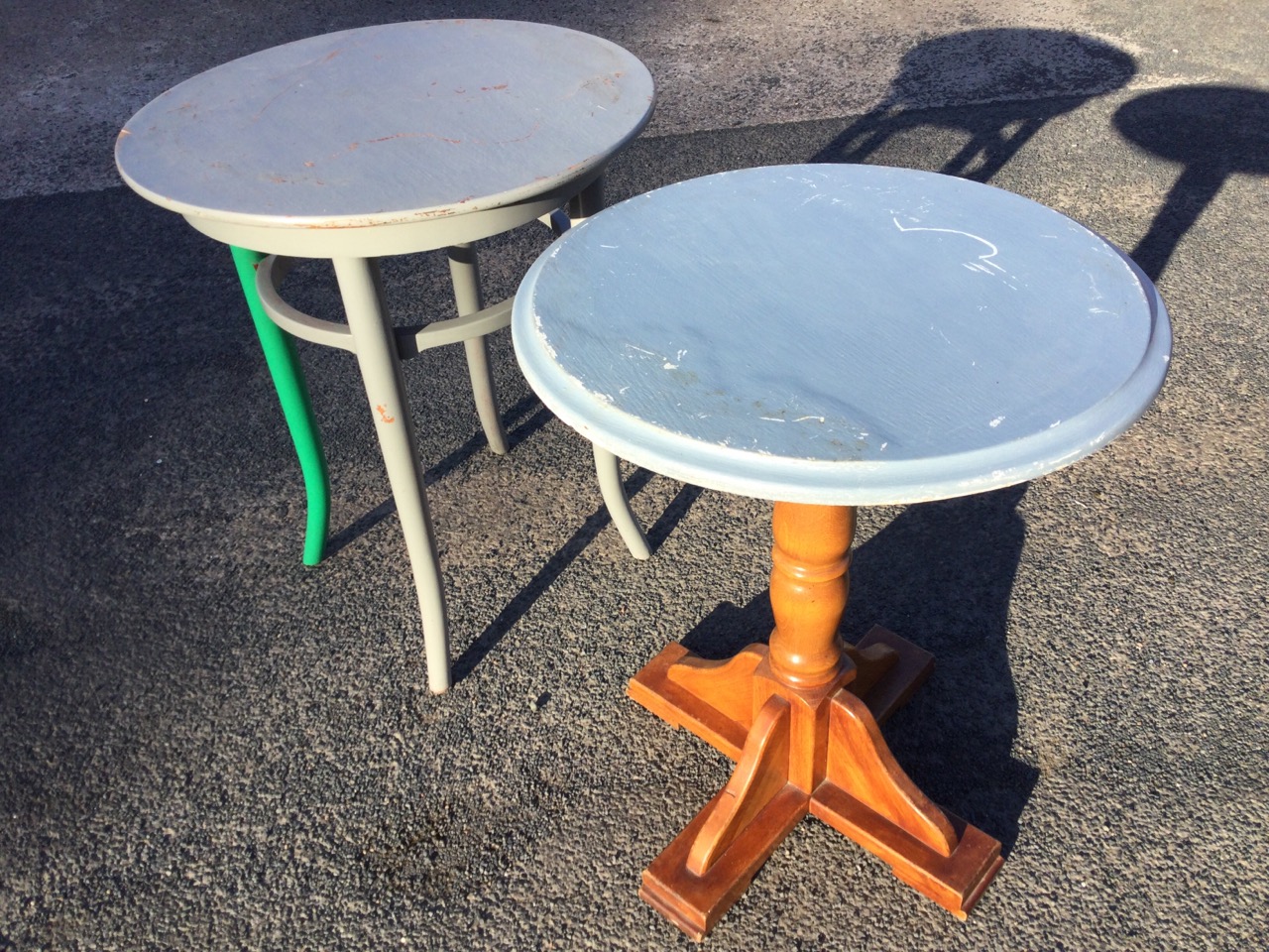 A circular painted Polish bentwood table on turned legs; and another circular hardwood table with - Image 3 of 3