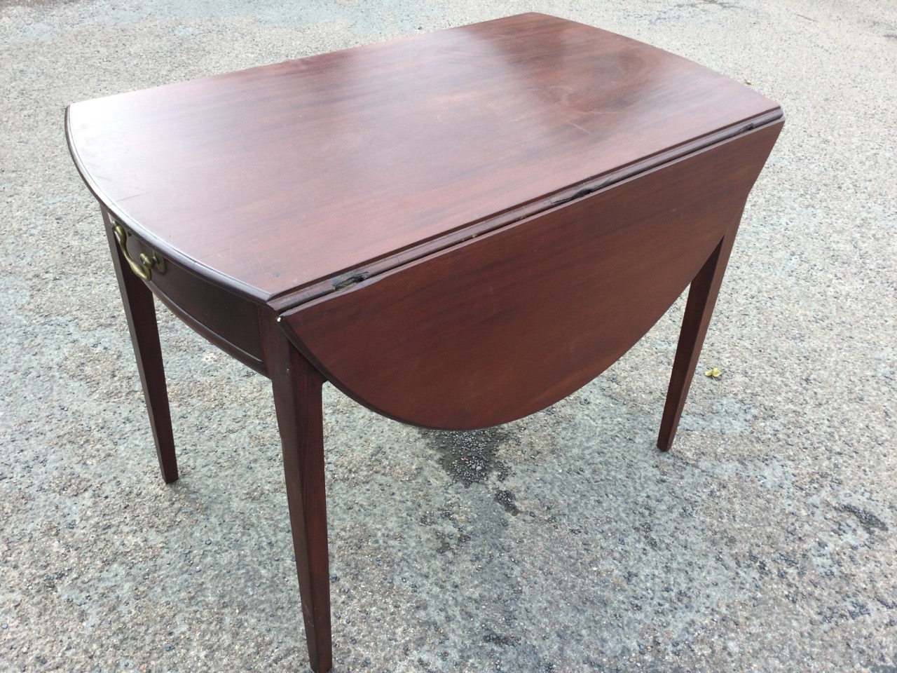 A nineteenth century oval mahogany pembroke table with two rule-jointed drop leaves, the - Image 3 of 3