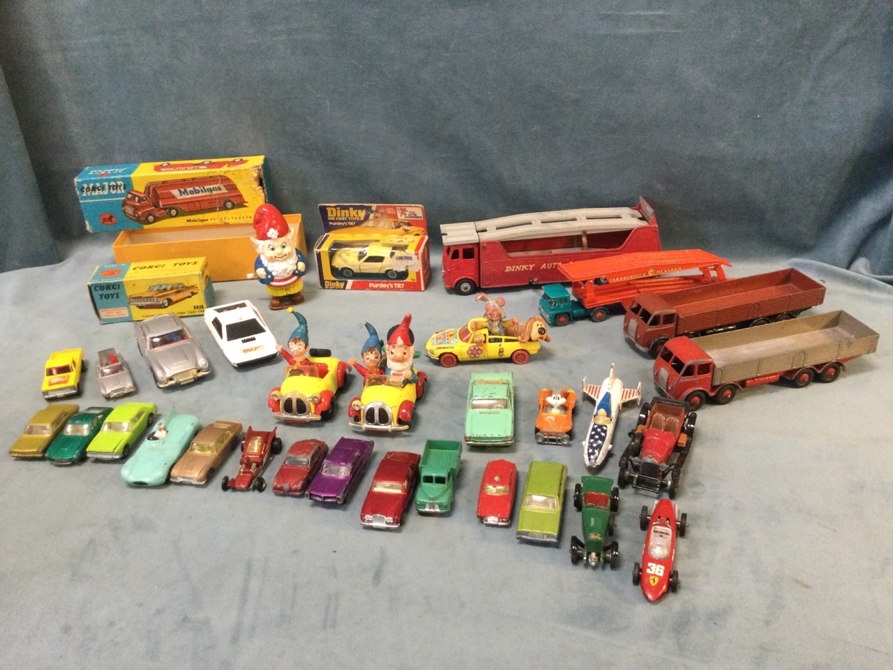 A collection of Corgi, Dinky, Matchbox and Husky toy vehicles including a Dinky Auto Service