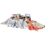 Miscellaneous textiles including a collection of boxed napkins and handkerchiefs - mainly