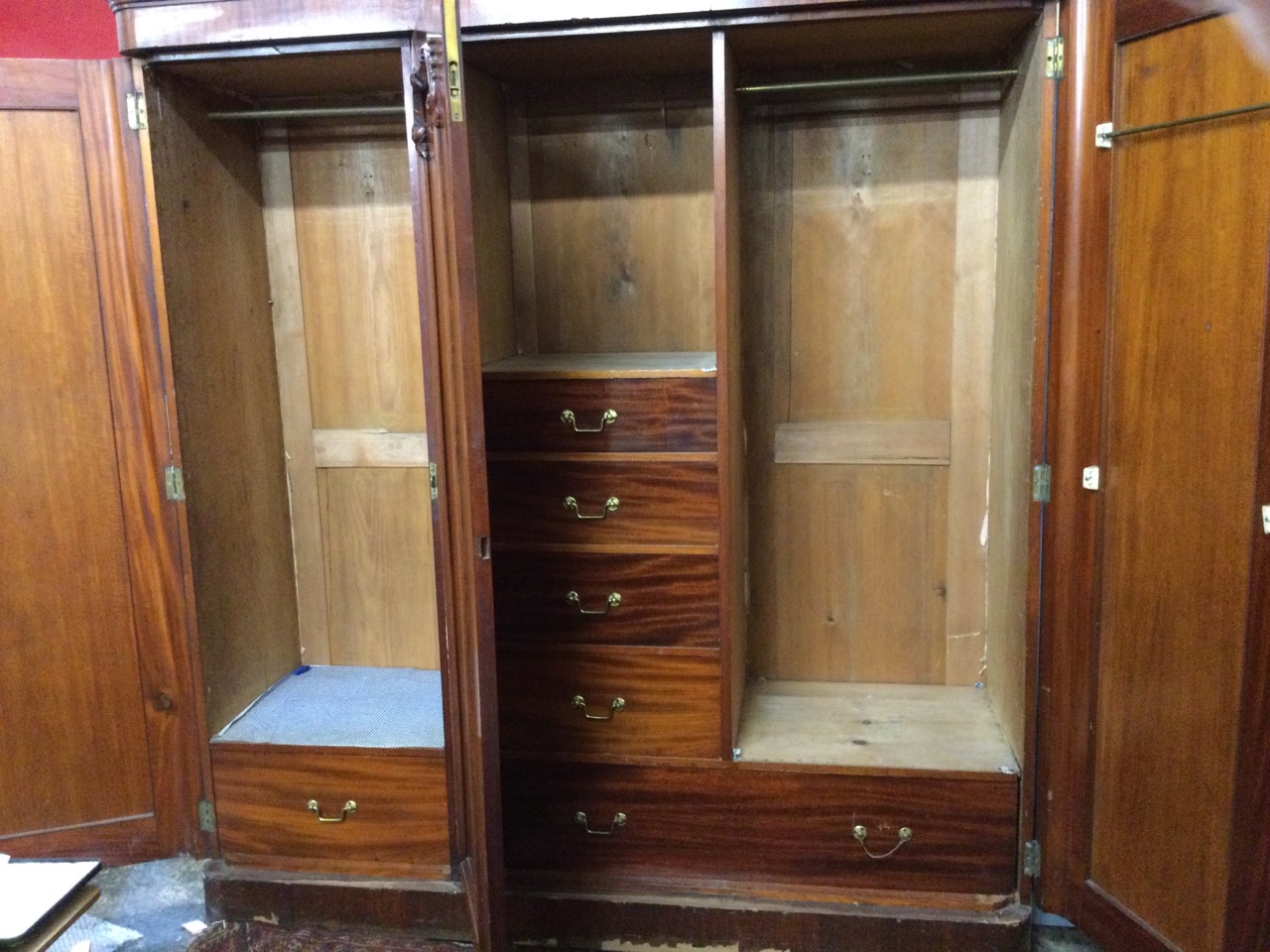A Victorian mahogany Wylie & Lochead combination wardrobe, the central panelled door enclosing - Image 3 of 3