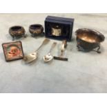 Miscellaneous hallmarked silver - pair of salts with blue glass liners, a boxed napkin ring, a small