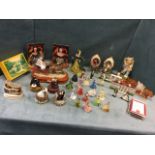 A Gone with the Wind collection including sets of figurines with certificates, a Royal Doulton
