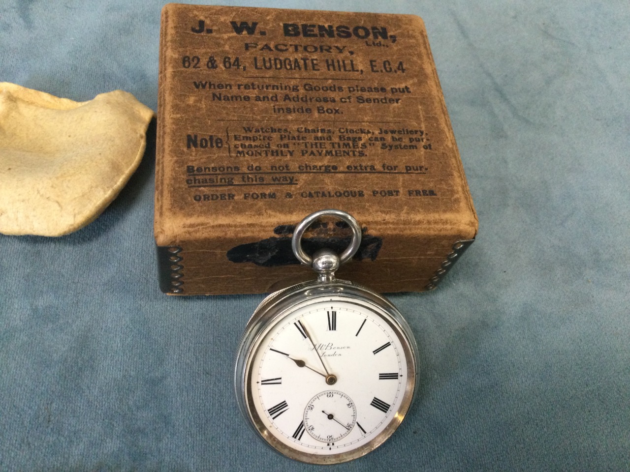 A boxed Victorian silver pocket watch by JW Benson dated 1887 having enamelled with roman - Bild 3 aus 3