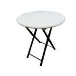 A painted circular folding occasional table on ebonised faux bamboo legs. (23.25in x 26.75in)