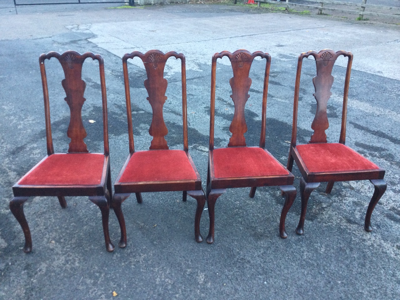 A set of four Edwardian stained Queen Anne style dining chairs, the shaped splats with shell carving - Image 3 of 3