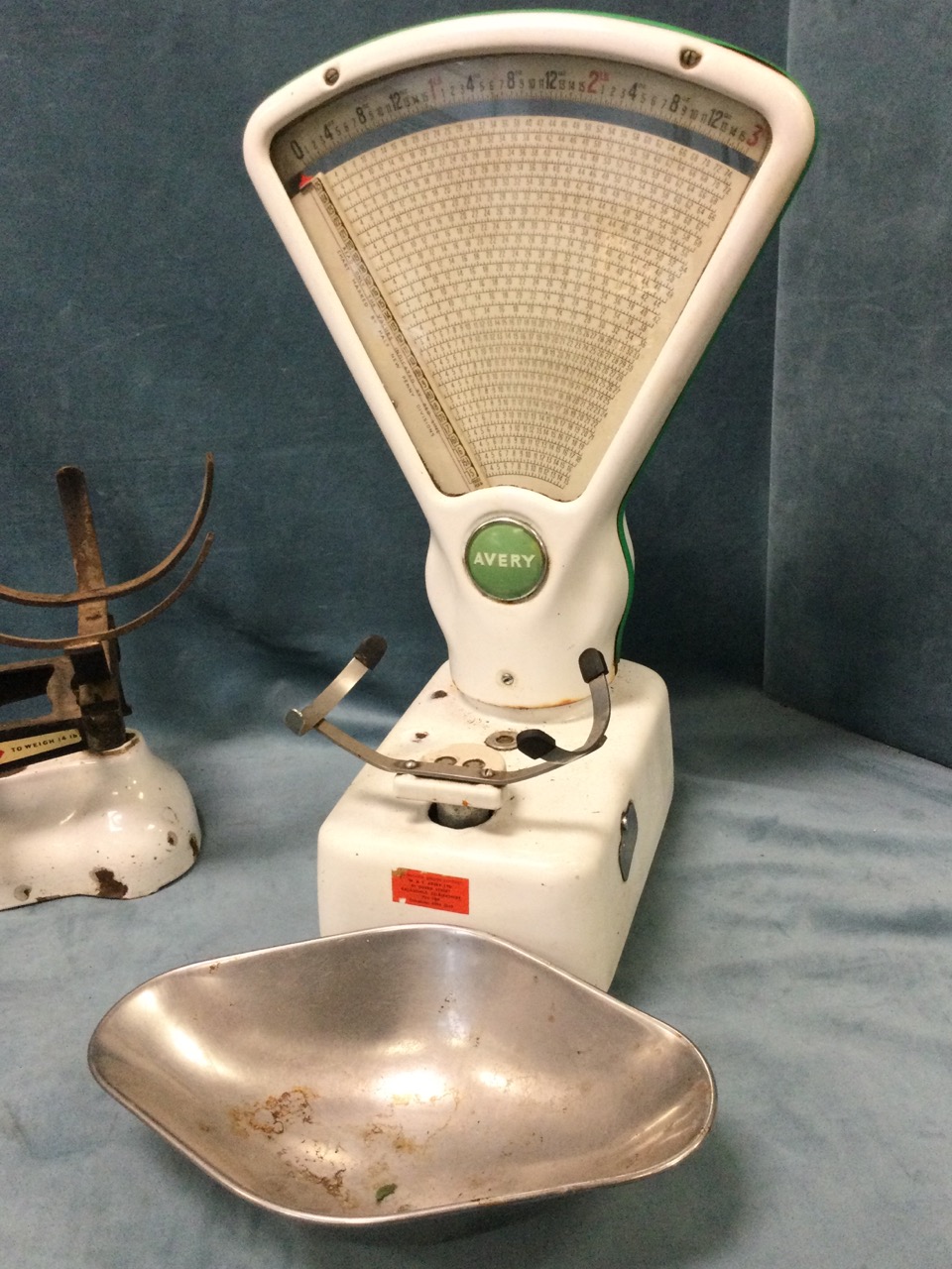 A set Avery cast iron enamelled shop scales with fan shaped dial under glass, with scoop weighing - Image 2 of 3