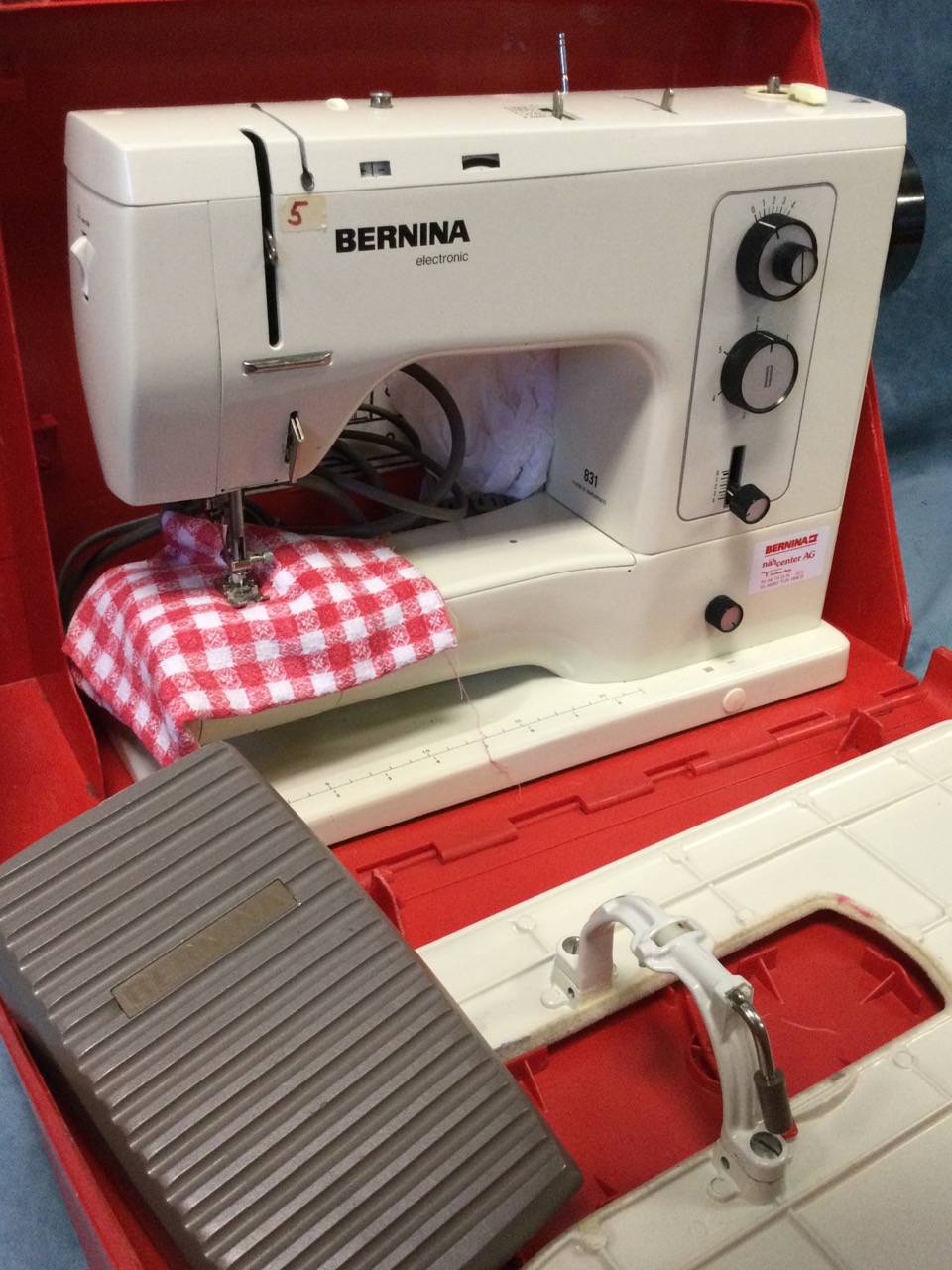 A cased Bernina electric sewing machine. - Image 3 of 3