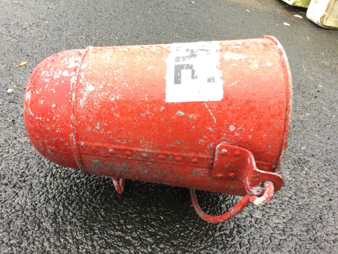 A Northwood field marker with rollers to tank on trolley wheels with wood handle; and a tapering - Image 3 of 3