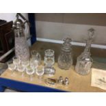 Lot glass and sundries