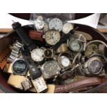 Group of wristwatches and movements to include Gucci, Seiko, Raymond Weil etc