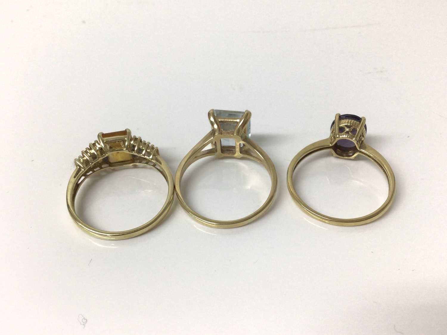 Three 9ct gold gem set dress rings - Image 2 of 2