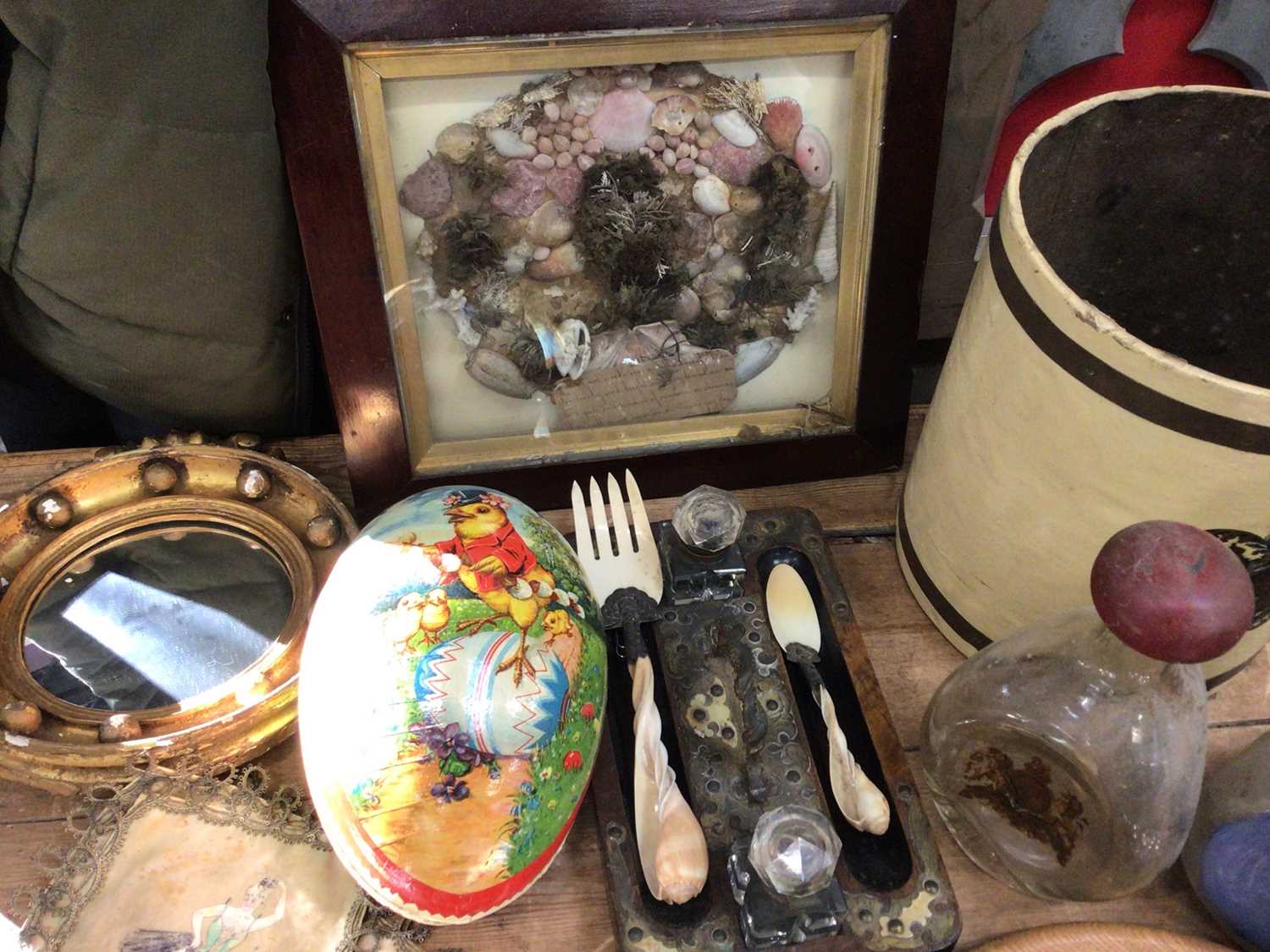 Sundry decorative items, including seashells, china, glassware, candlesticks, sculptures, etc - Image 2 of 6