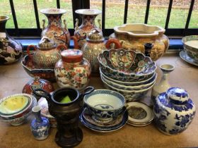 Quantity of antique and later Japanese ceramics, including a large Satsuma bowl, Imari vases, etc, t