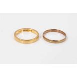 22ct gold wedding ring and a 9ct gold wedding ring