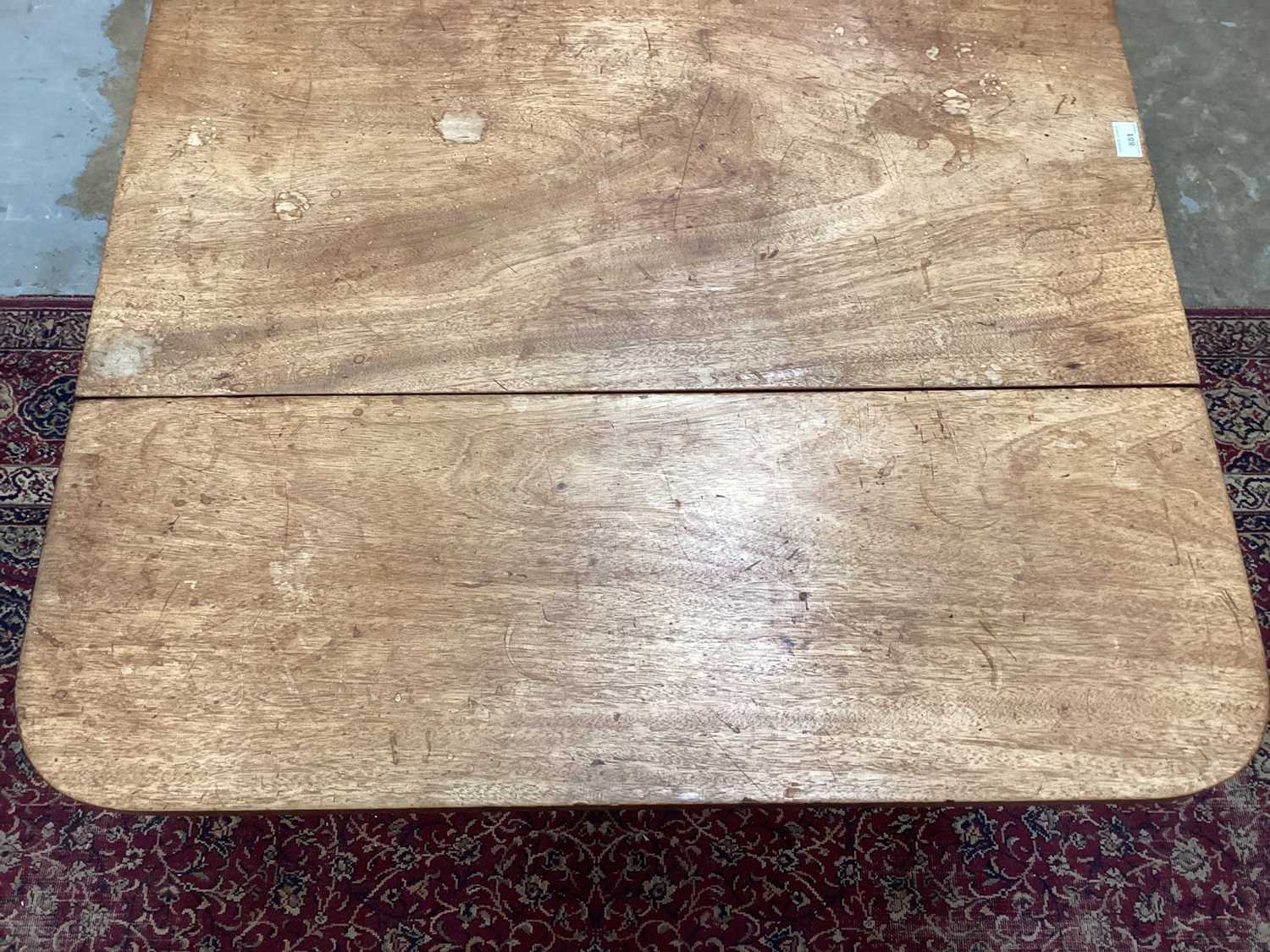 19th century mahogany dropleaf dining table on taper legs - Image 6 of 8